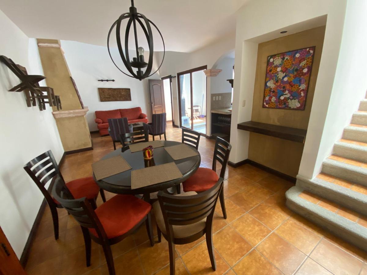 Suite Don Pedro: Hermoso Loft Con Parqueo Gratis! アンティグア・グアテマラ エクステリア 写真